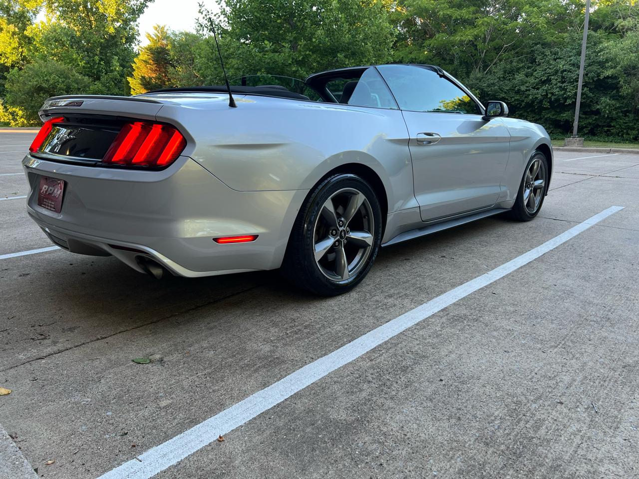 Ford Mustang V6 Convertible 2016
