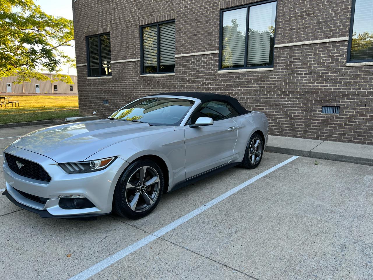 Ford Mustang V6 Convertible 2016