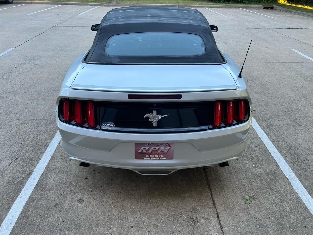 Ford Mustang V6 Convertible 2016