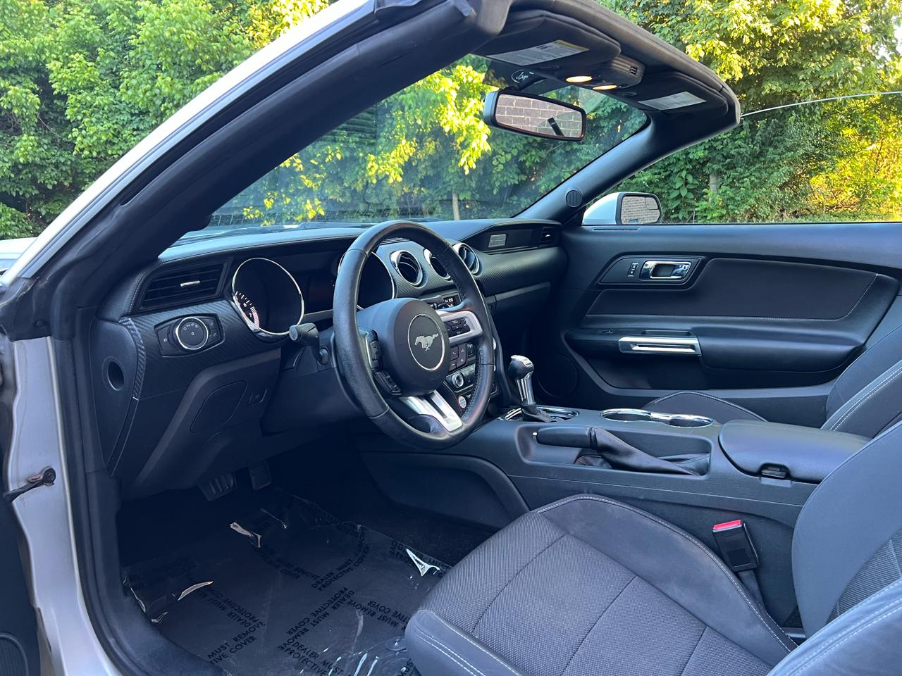 Ford Mustang V6 Convertible 2016