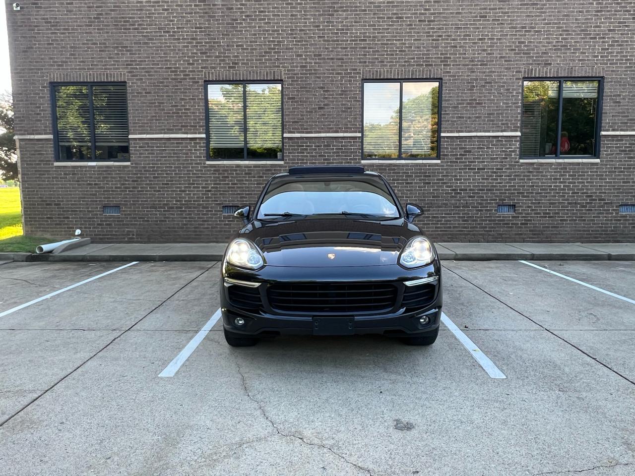 Porsche Cayenne Base 2016