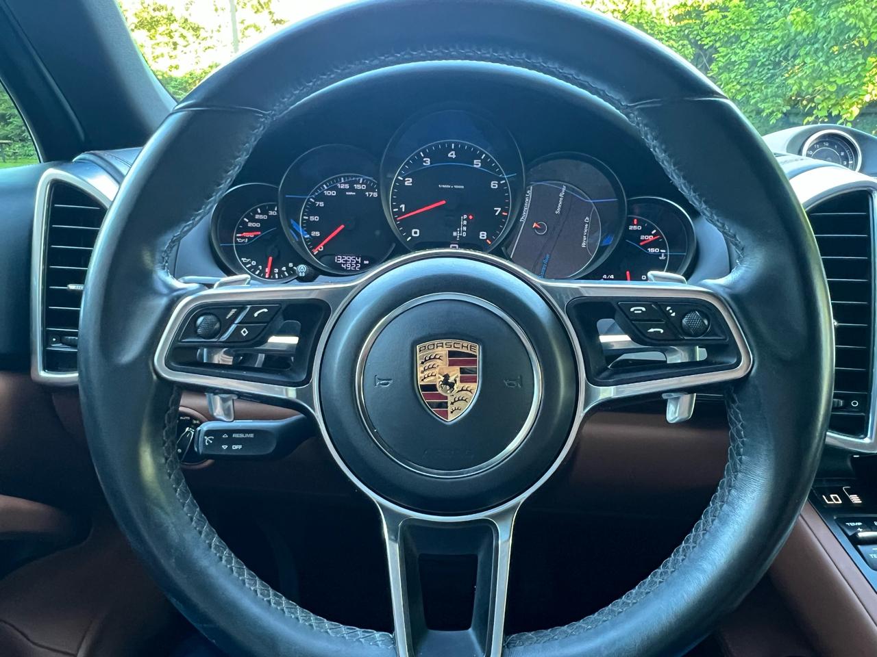 Porsche Cayenne Base 2016