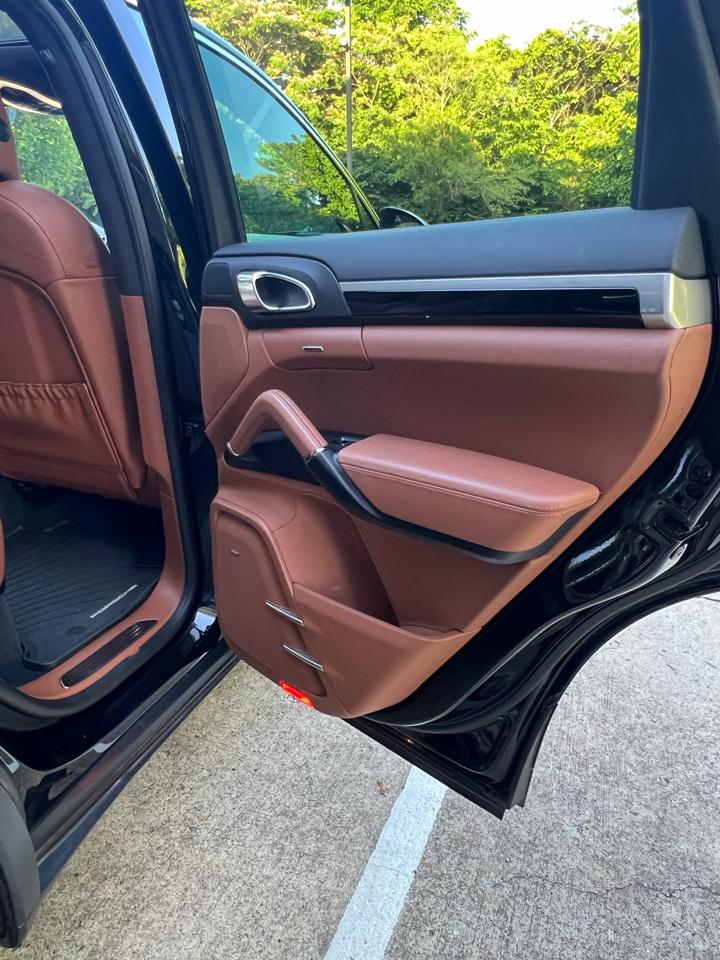 Porsche Cayenne Base 2016
