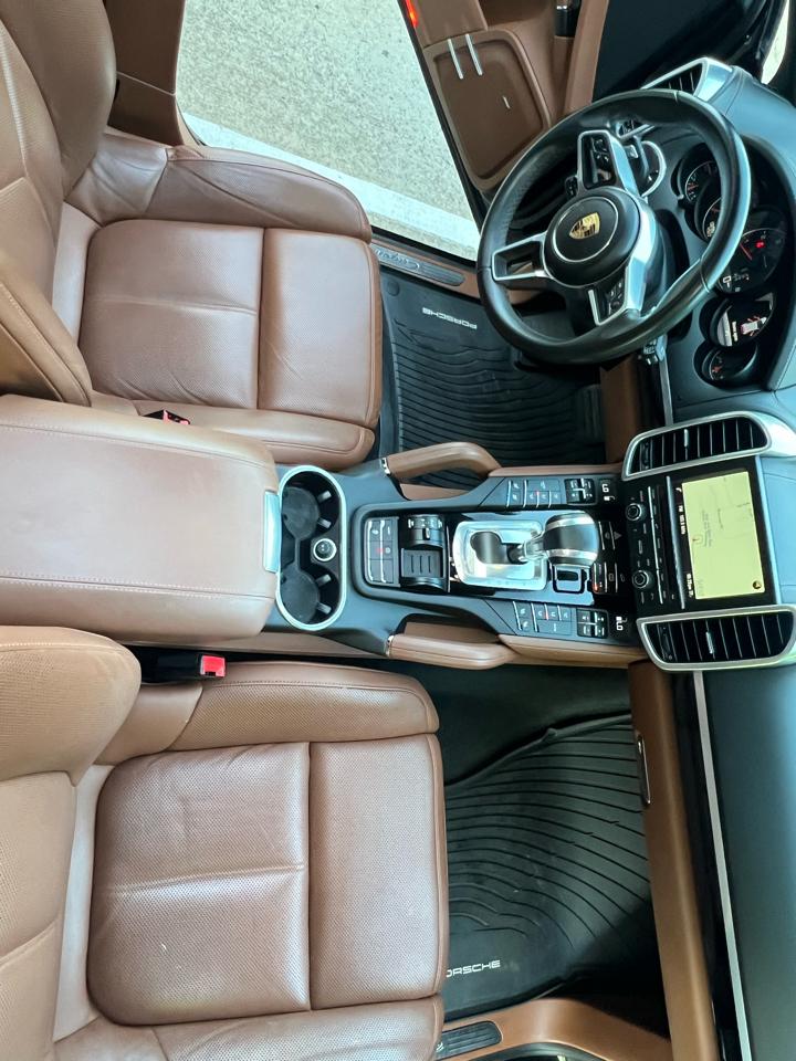 Porsche Cayenne Base 2016
