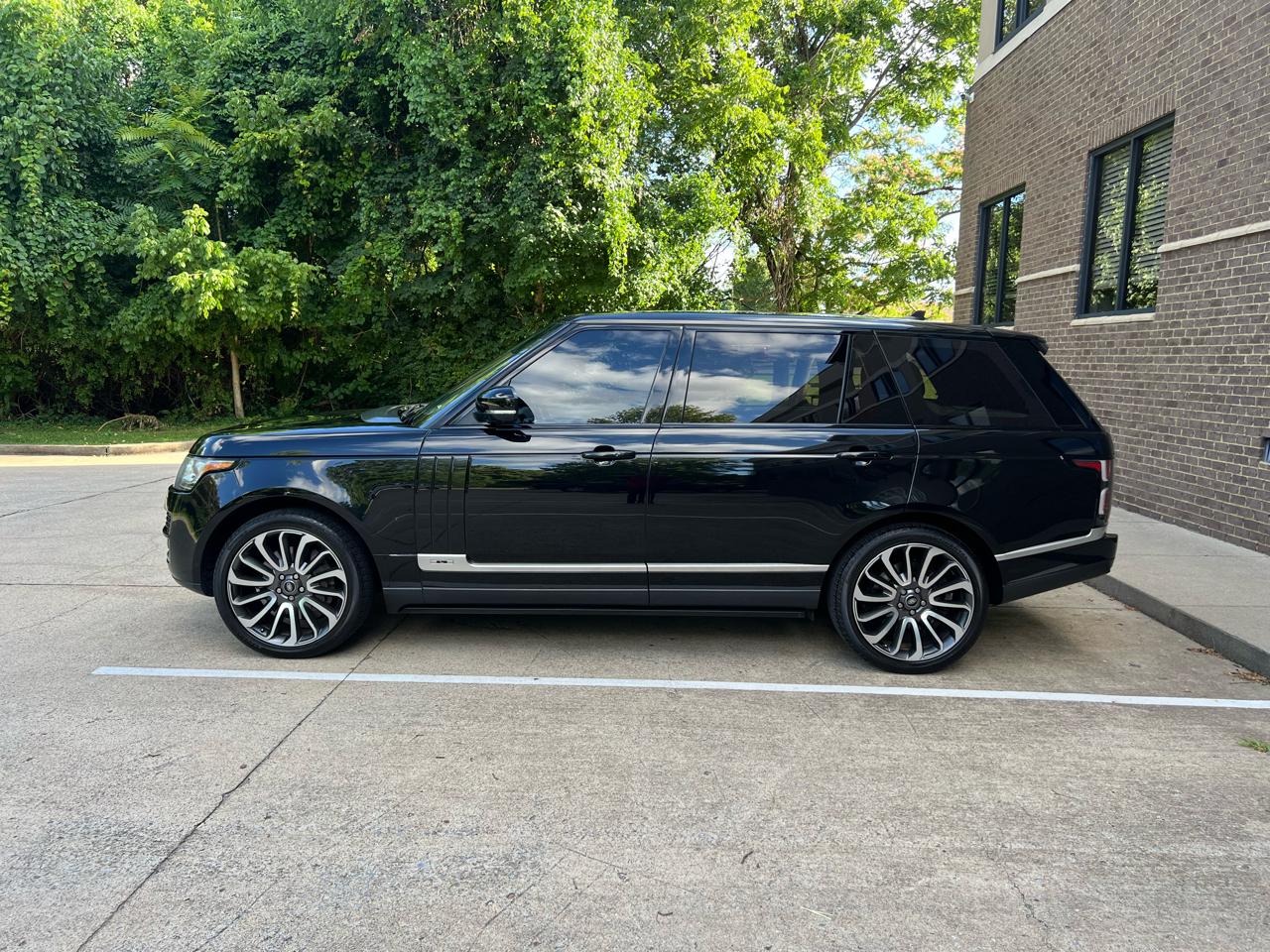 Land Rover Range Rover Supercharged LWB 2016