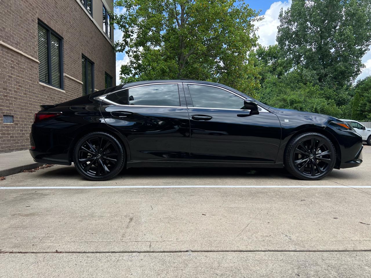 Lexus ES 350 Base 2022