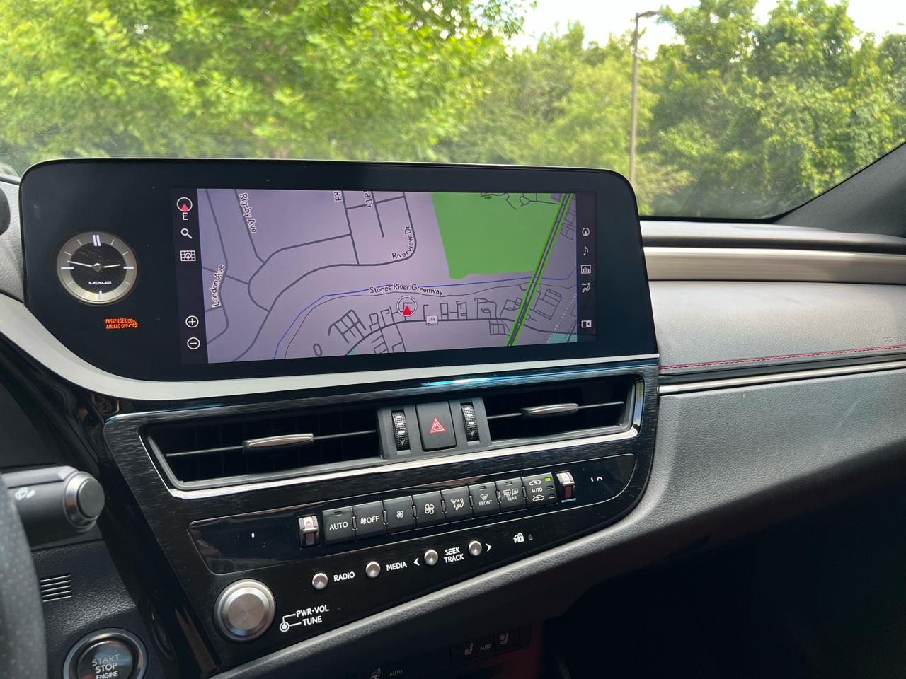 Lexus ES 350 Base 2022