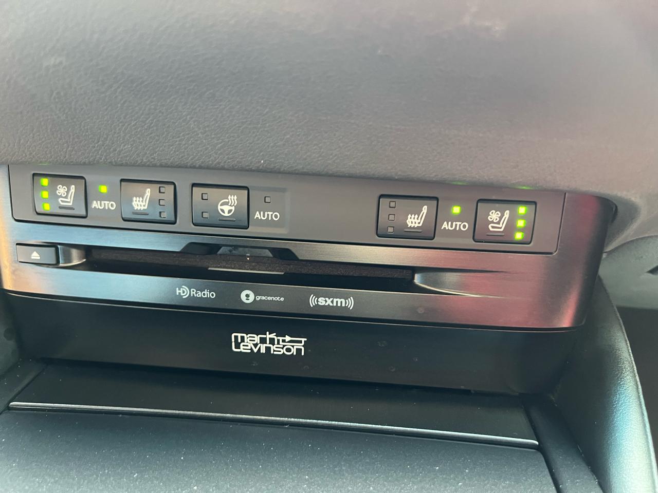 Lexus ES 350 Base 2022