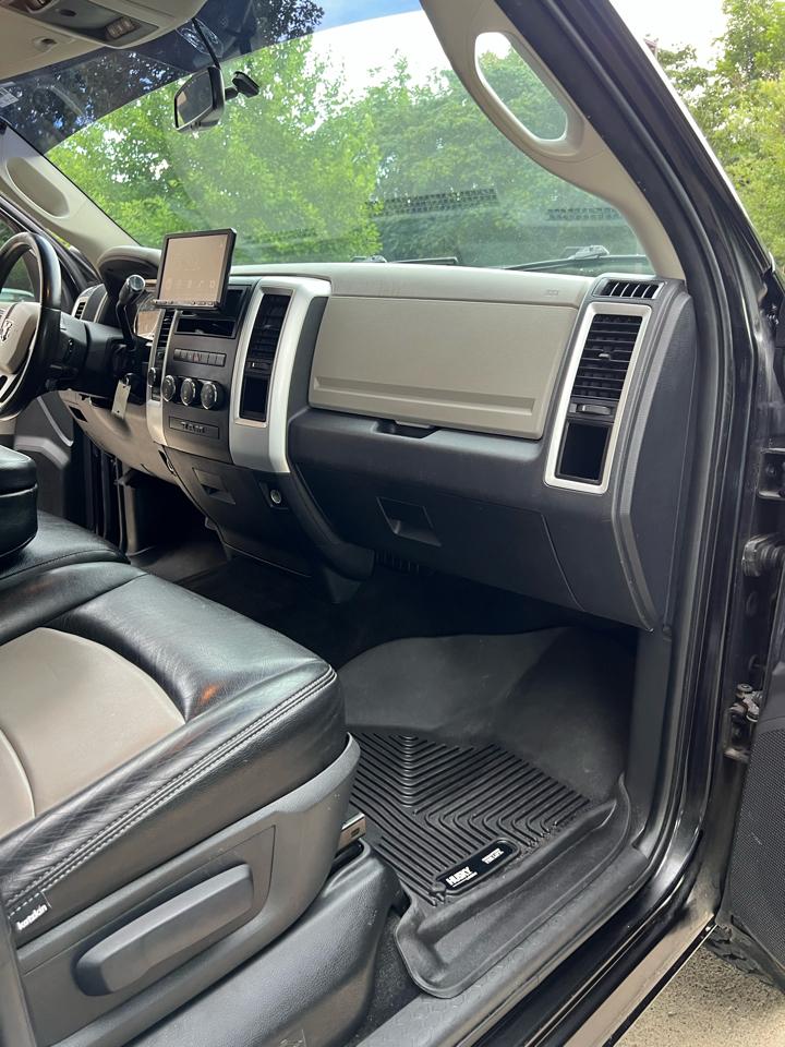 RAM 1500 Sport Crew Cab 4WD 2011