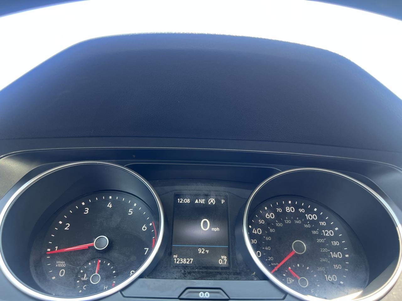 Volkswagen Tiguan SE 2018