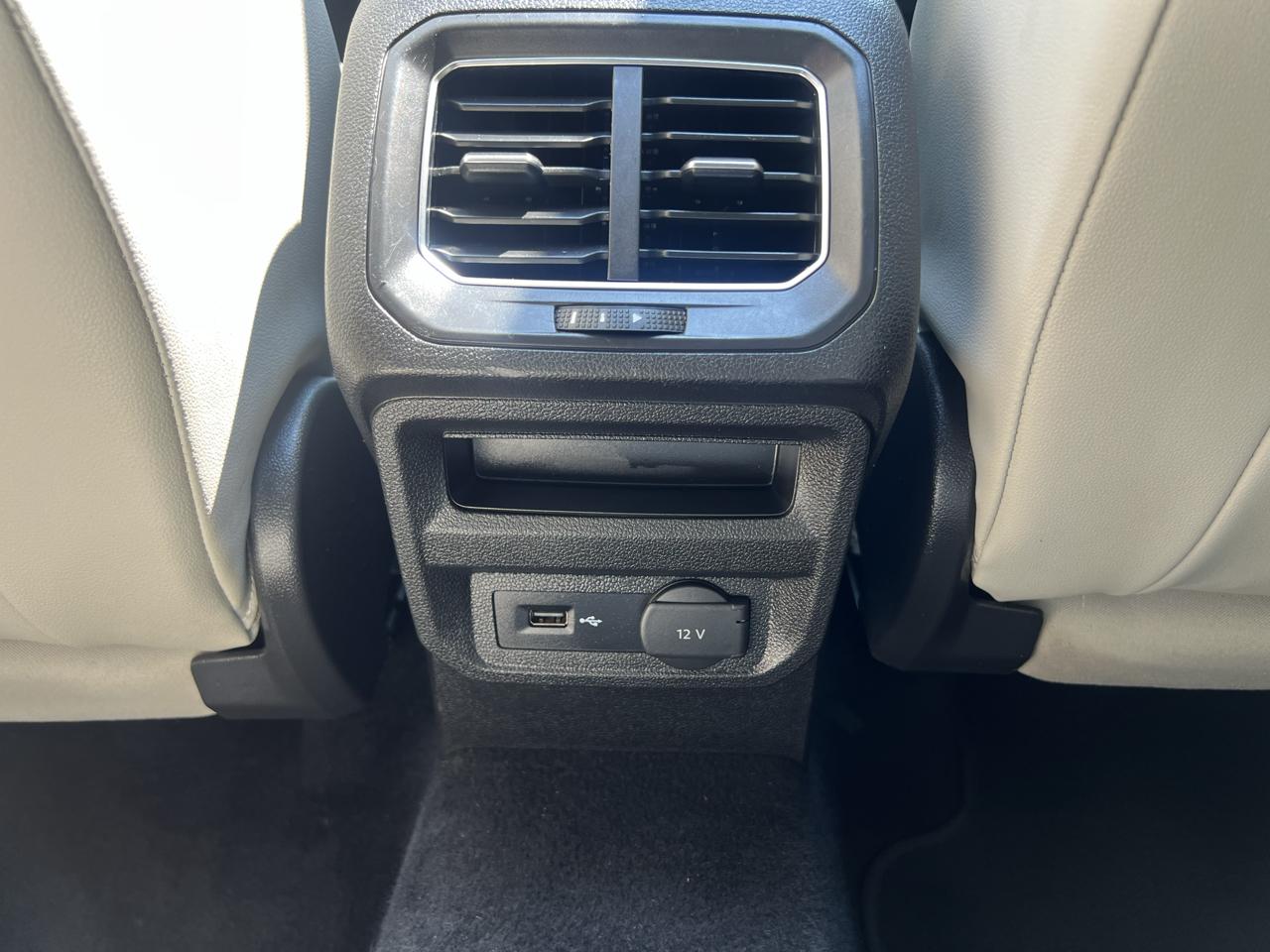 Volkswagen Tiguan SE 2018