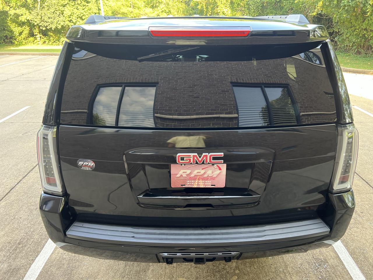 GMC Yukon XL SLE 2WD 2017