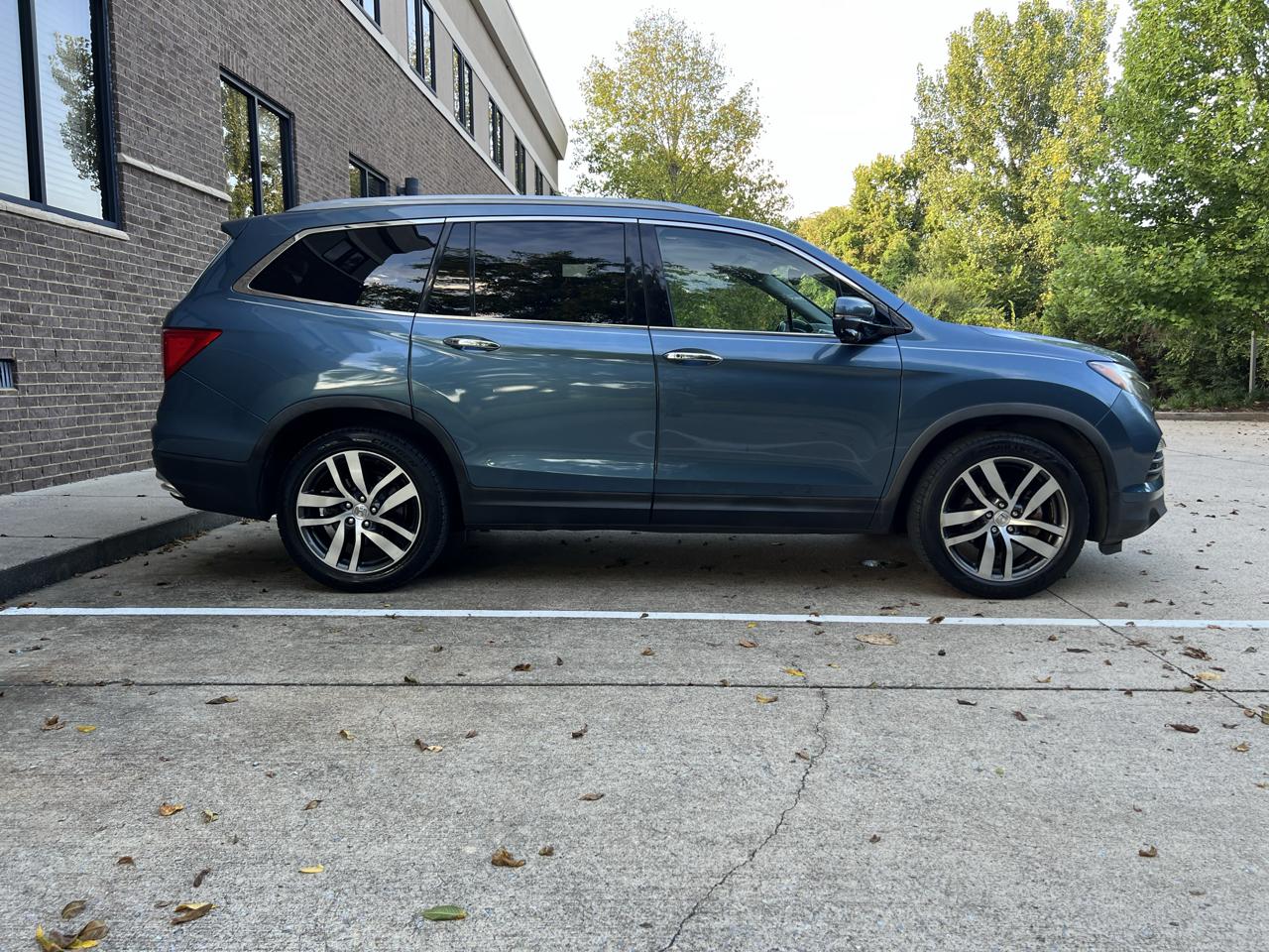 Honda Pilot Touring 2WD 2016