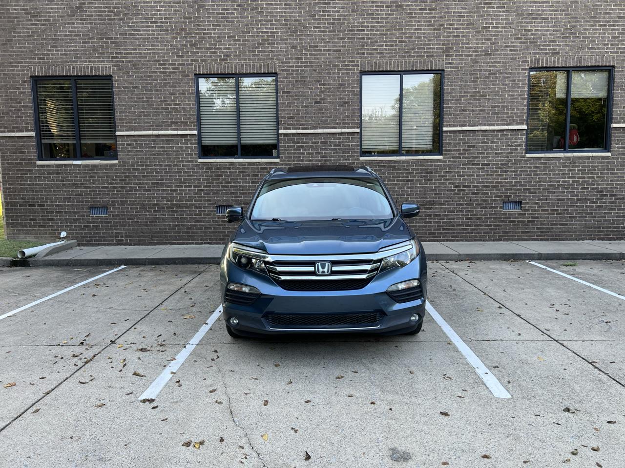 Honda Pilot Touring 2WD 2016