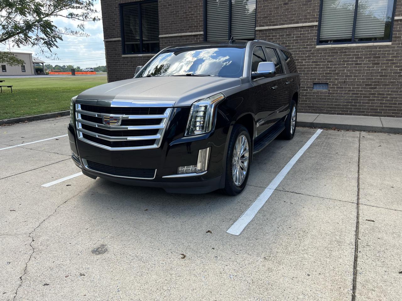 Cadillac Escalade ESV 2WD Standard 2016