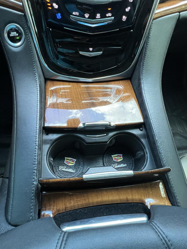 Cadillac Escalade ESV 2WD Standard 2016
