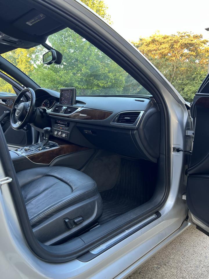 Audi A6 3.0T quattro Tiptronic 2012