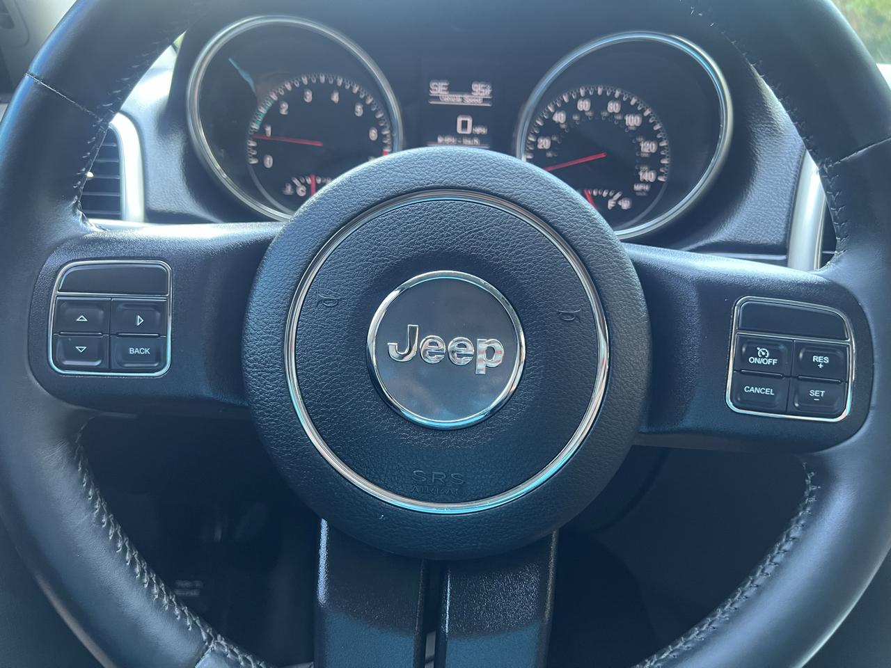 Jeep Grand Cherokee Laredo 4WD 2013