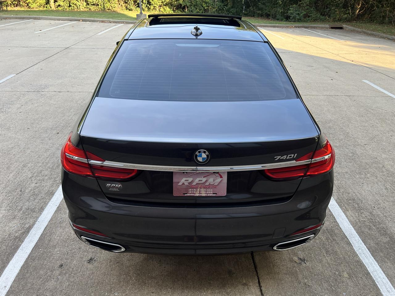 BMW 7-Series 740i 2016