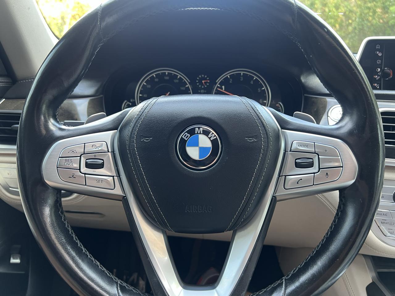 BMW 7-Series 740i 2016