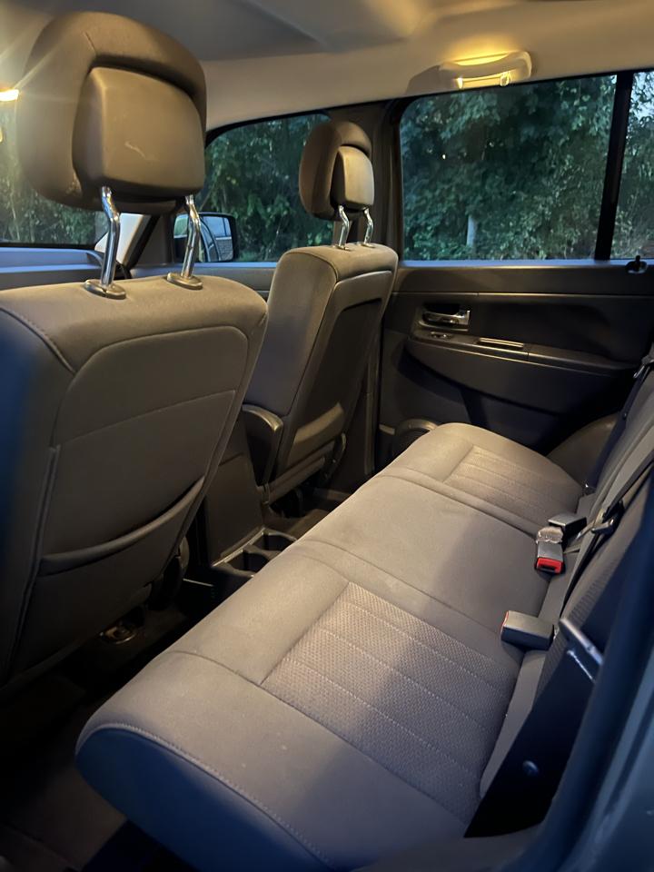 Jeep Liberty Sport 2WD 2012