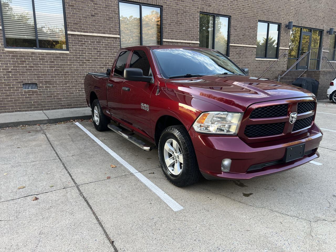 RAM 1500 Tradesman Quad Cab 4WD 2018