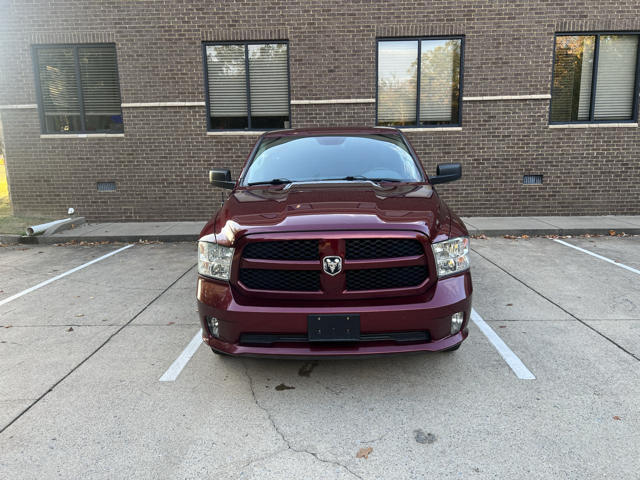 RAM 1500 Tradesman Quad Cab 4WD 2018