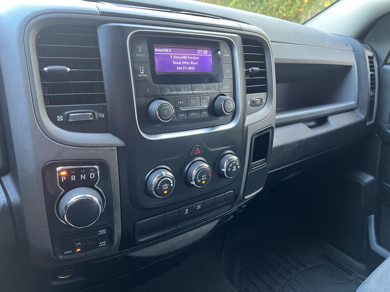 RAM 1500 Tradesman Quad Cab 4WD 2018