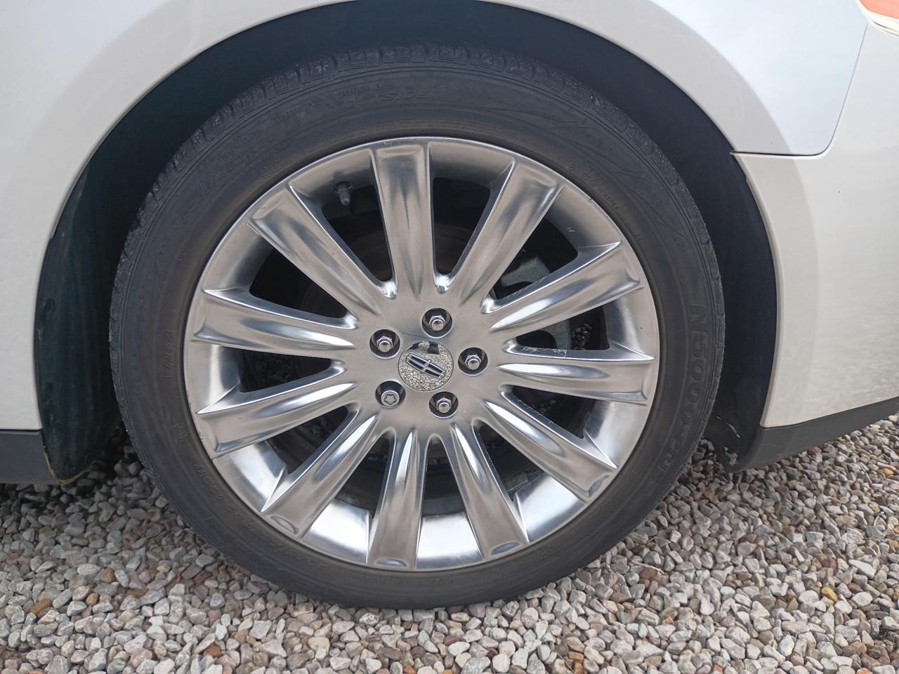 Lincoln MKS 3.7L AWD 2012