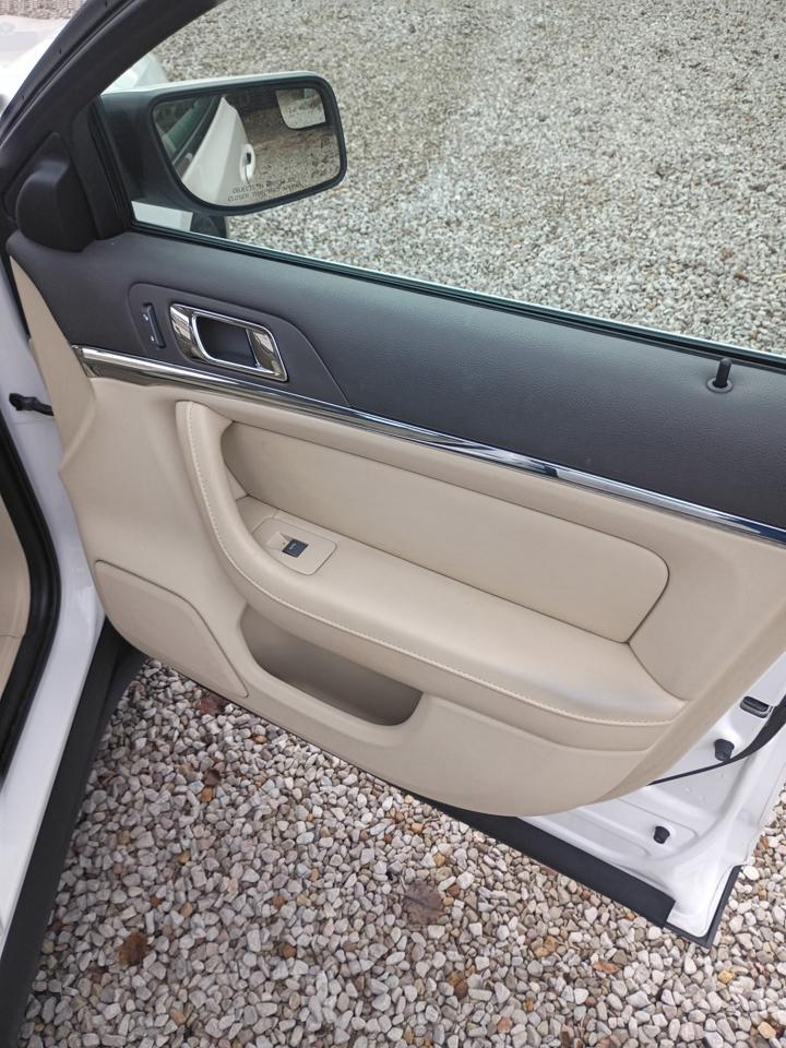 Lincoln MKS 3.7L AWD 2012