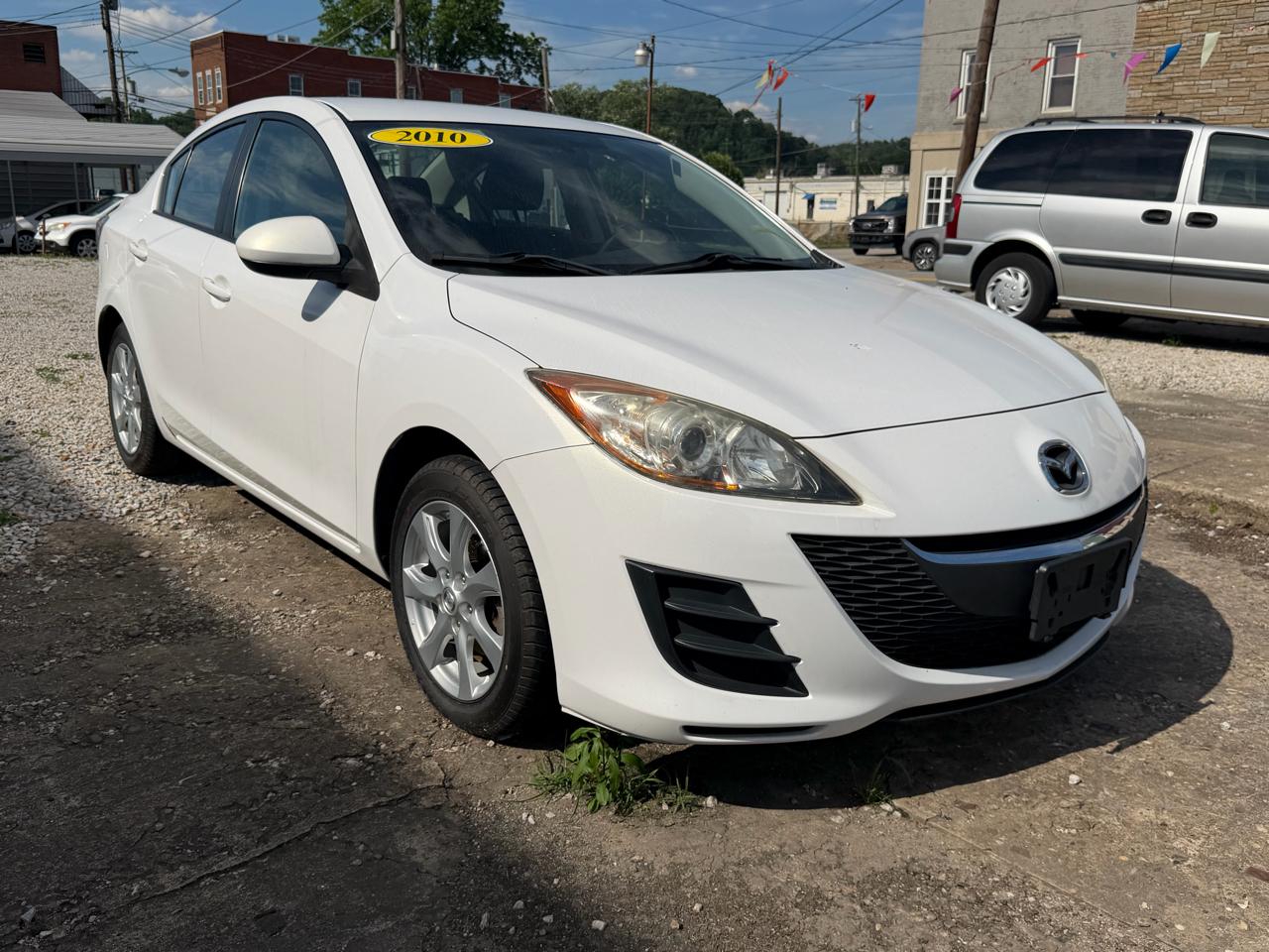 Mazda MAZDA3 i Touring 4-door 2010