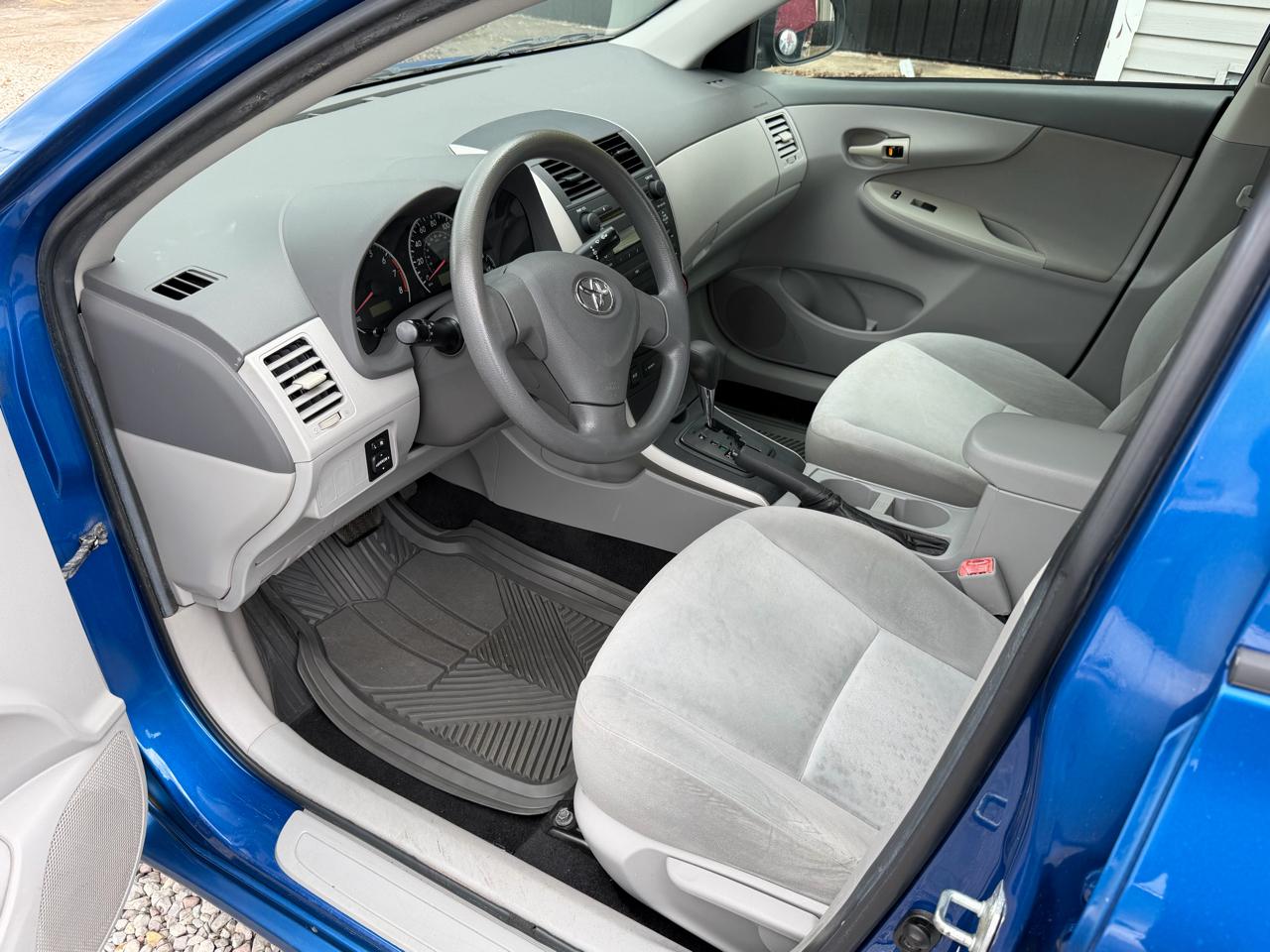Toyota Corolla S 4-Speed AT 2009