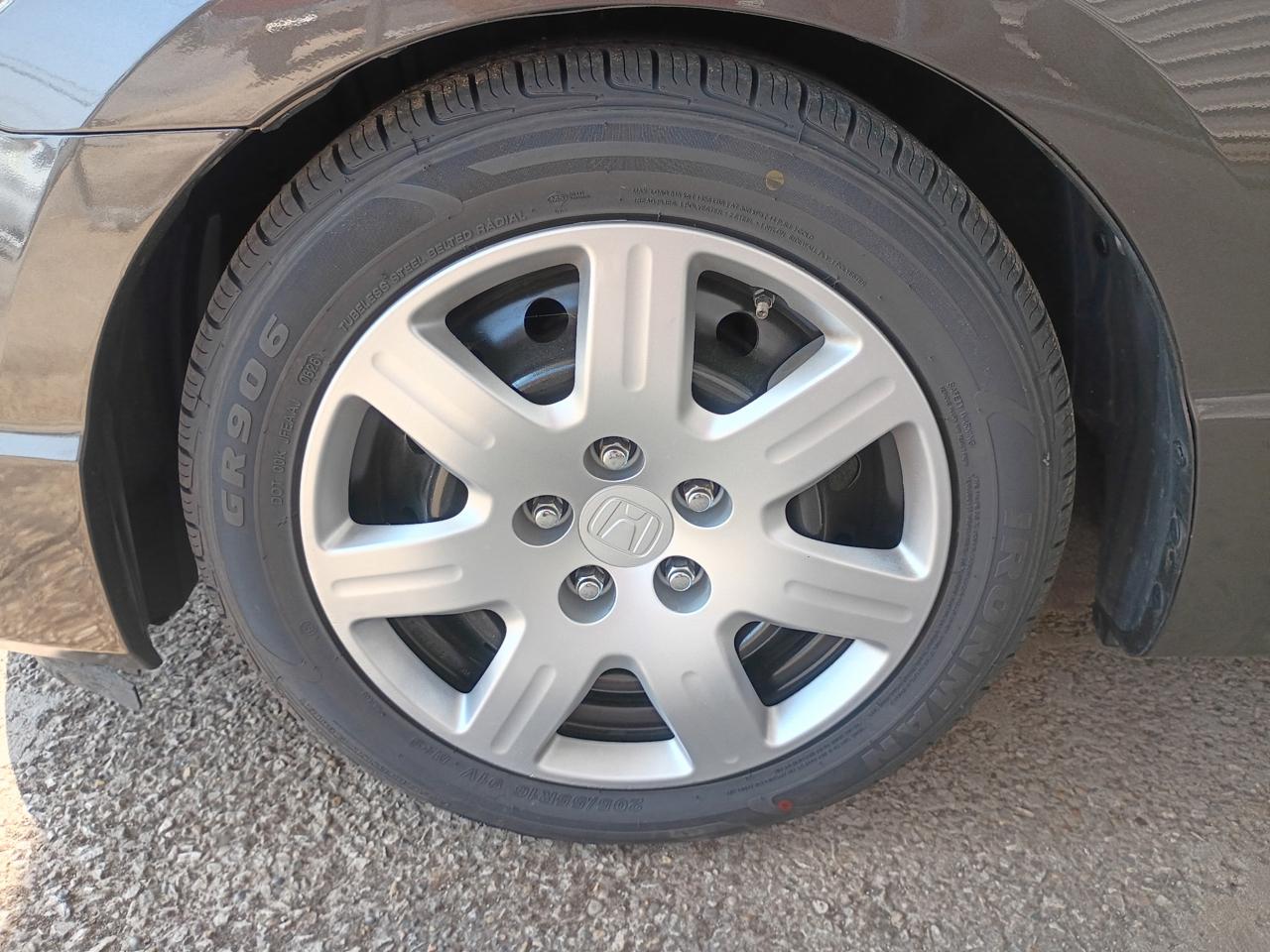 Honda Civic LX Coupe 5-Speed AT 2009