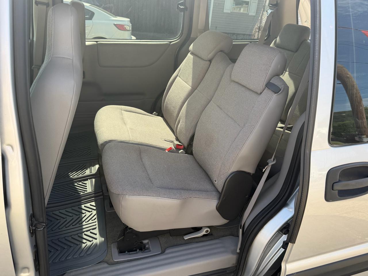 Chevrolet Venture Base 2003