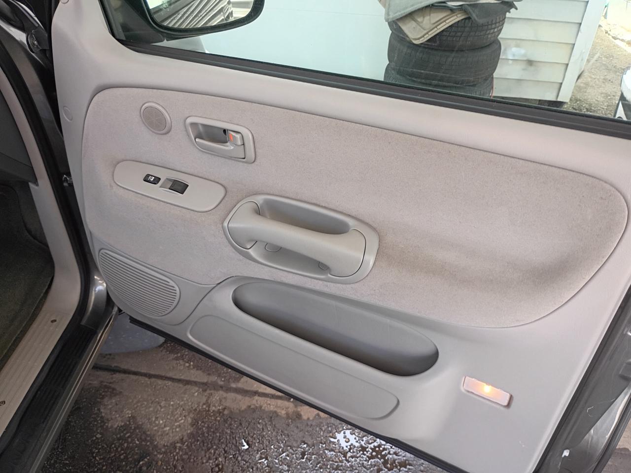 Toyota Tundra SR5 Access Cab 4WD 2005