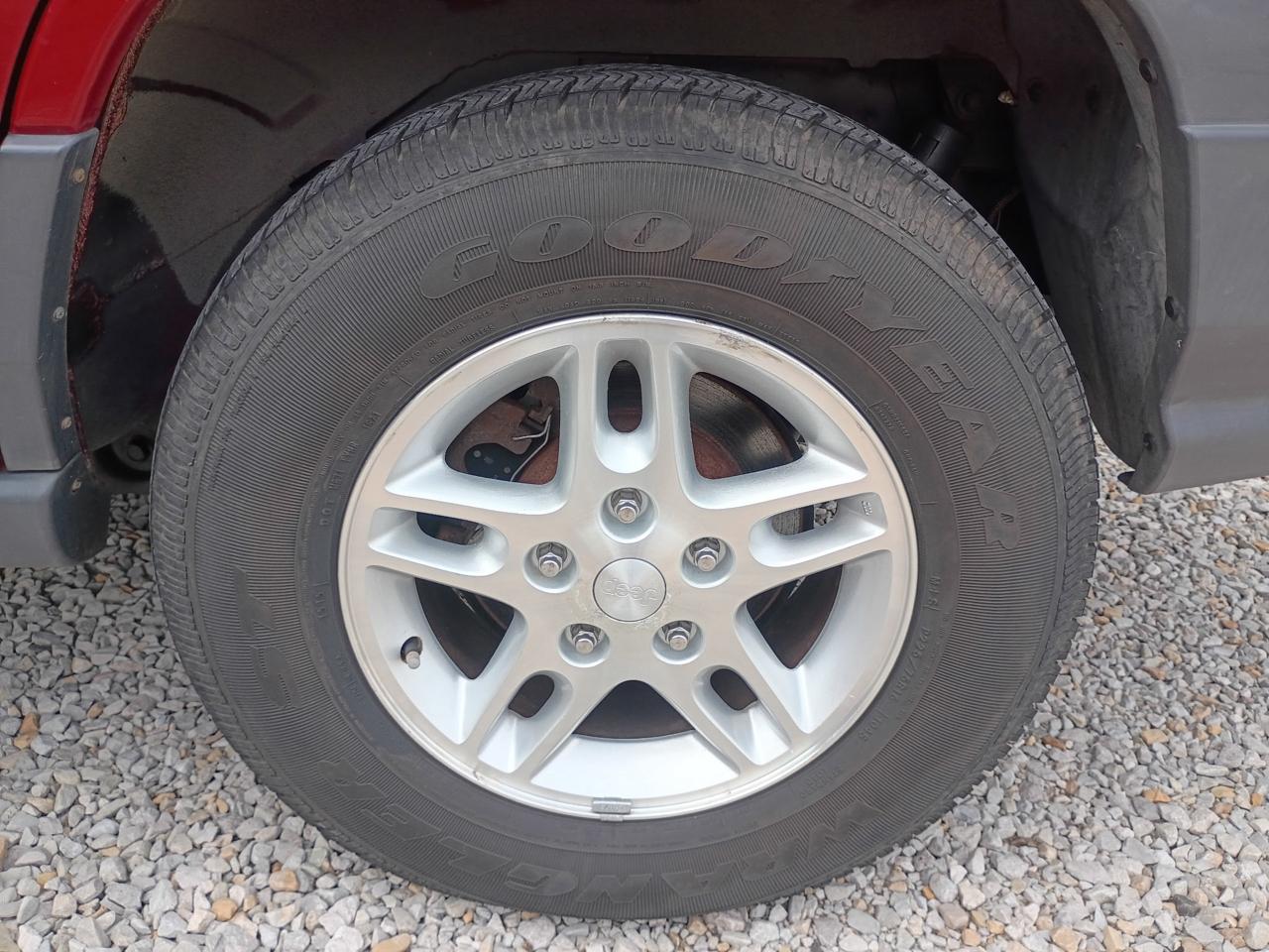 2003 Jeep Grand Cherokee LAREDO - Photo 14