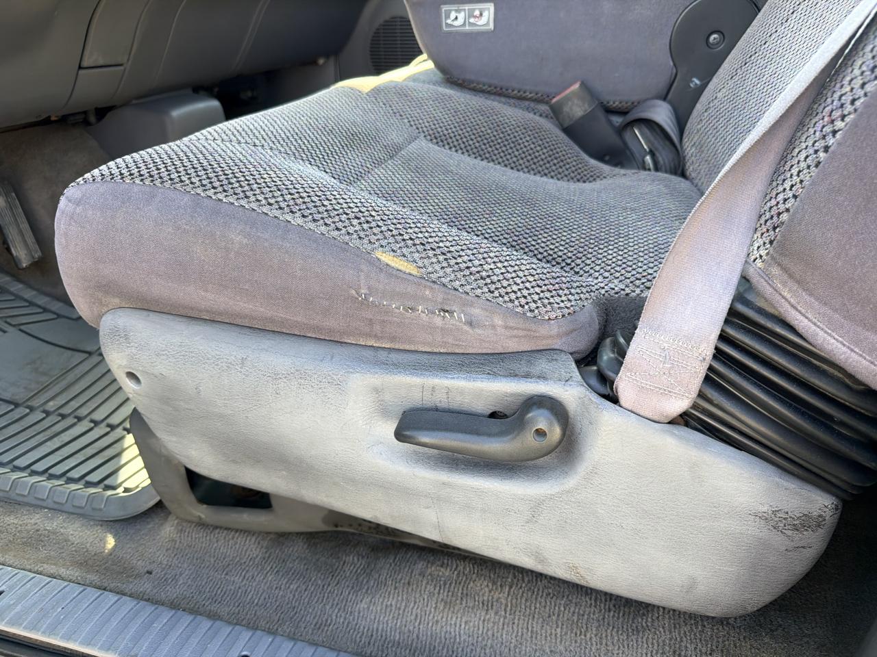 Dodge Ram 1500 Quad Cab 6.5-ft. Bed 2WD 1998