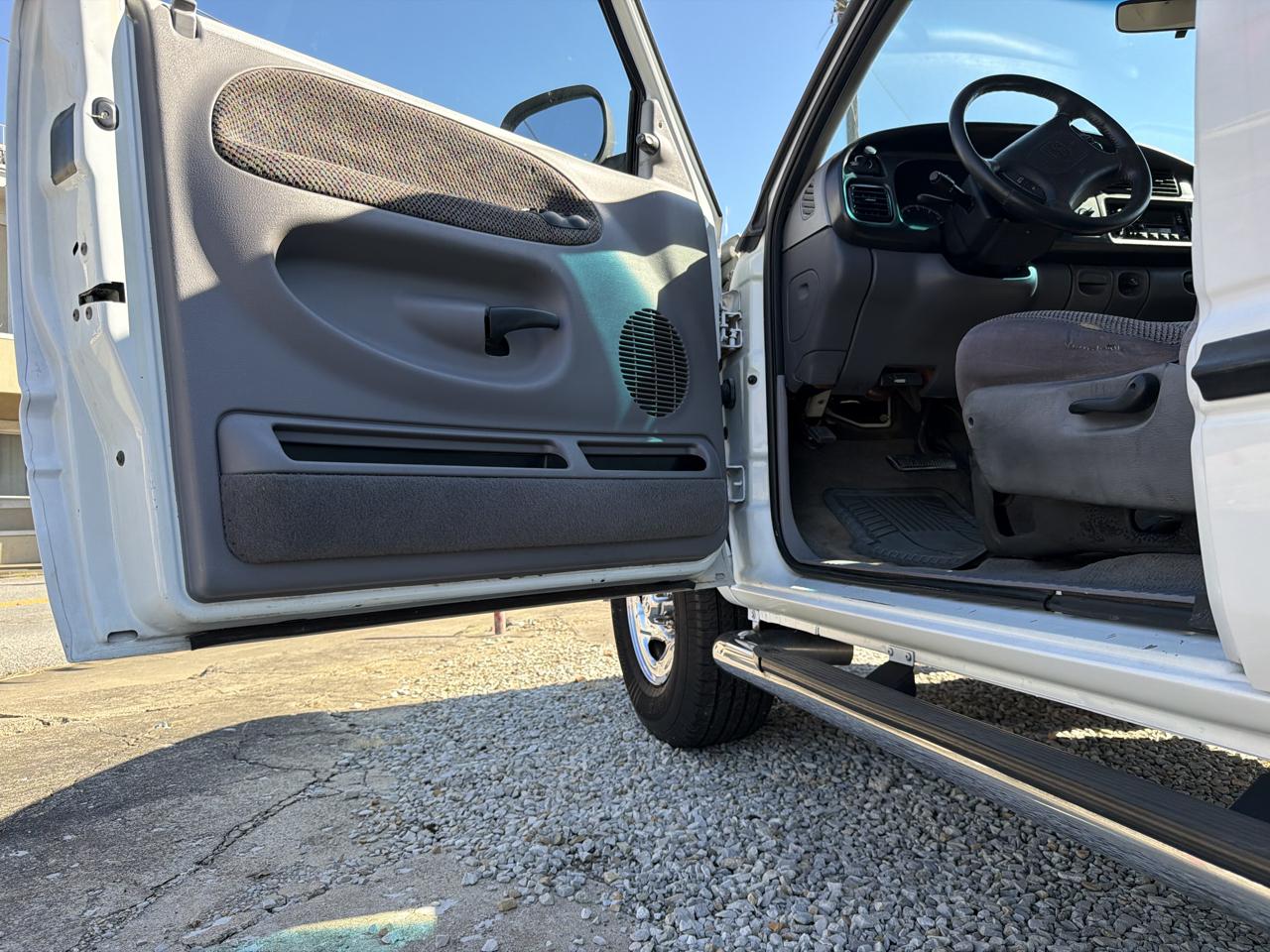 Dodge Ram 1500 Quad Cab 6.5-ft. Bed 2WD 1998