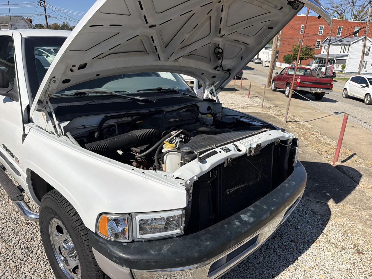 Dodge Ram 1500 Quad Cab 6.5-ft. Bed 2WD 1998