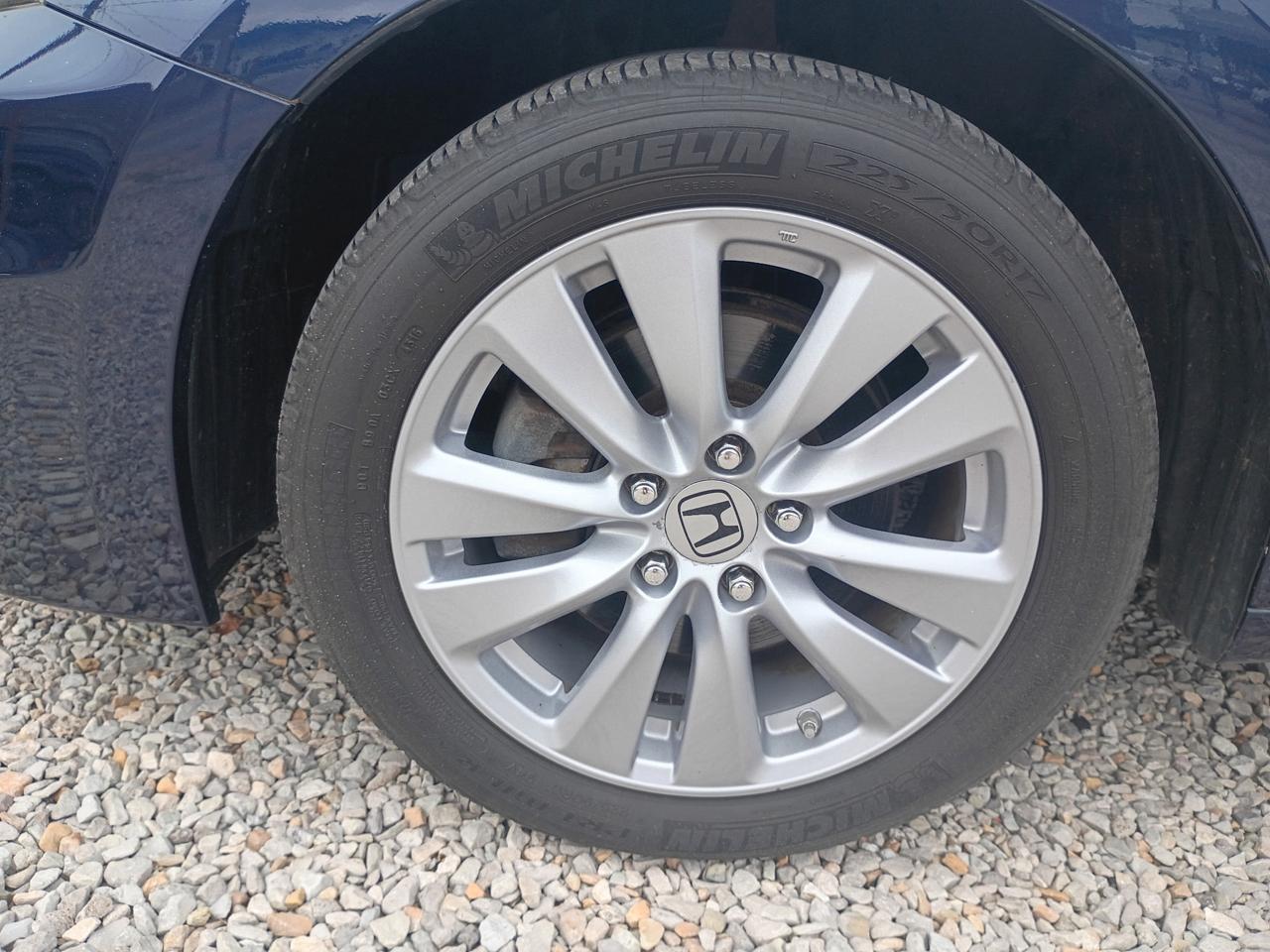 Honda Accord EX Sedan AT 2011