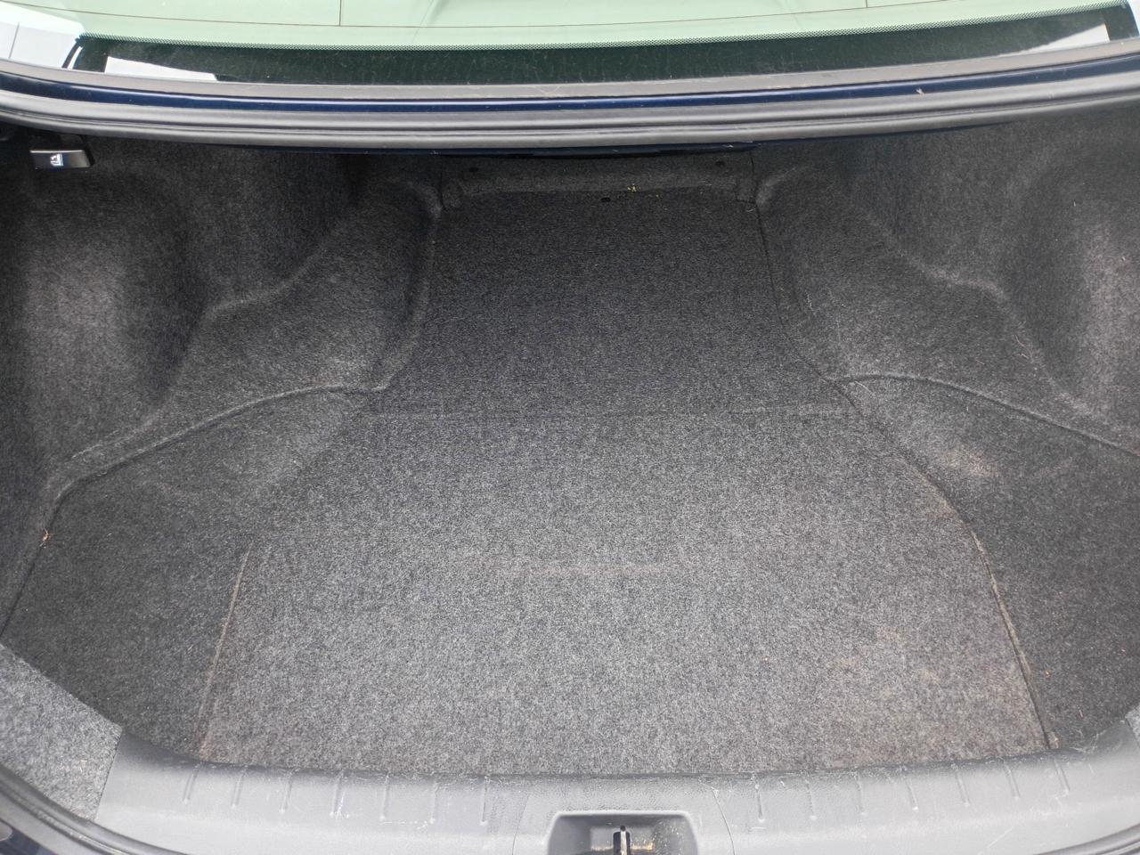 Honda Accord EX Sedan AT 2011