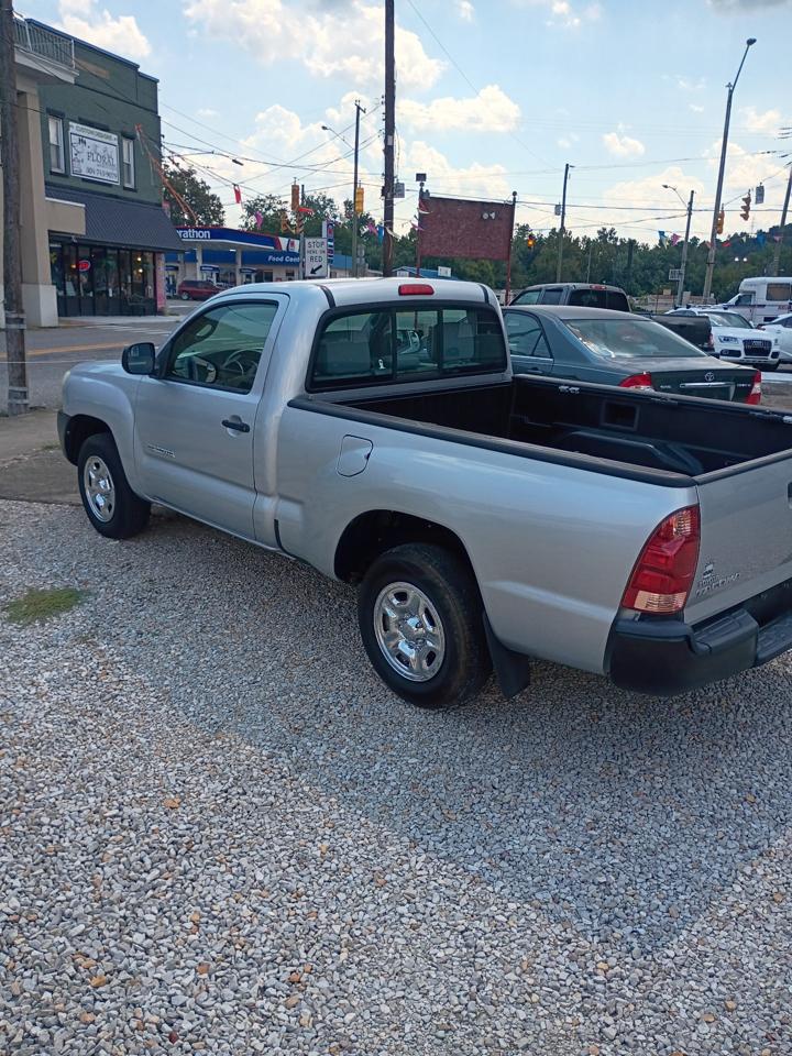 Toyota Tacoma Regular Cab 2WD 2006
