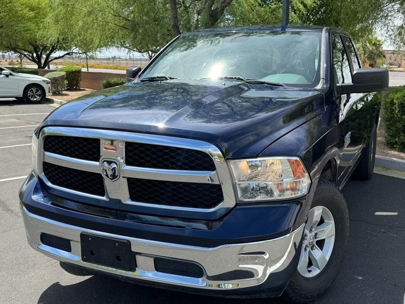 RAM 1500 SLT Quad Cab 4WD 2017