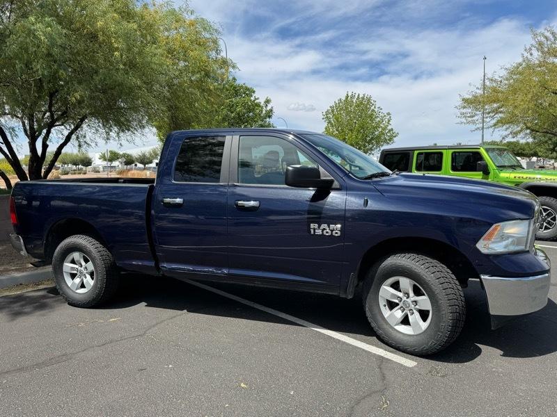RAM 1500 SLT Quad Cab 4WD 2017