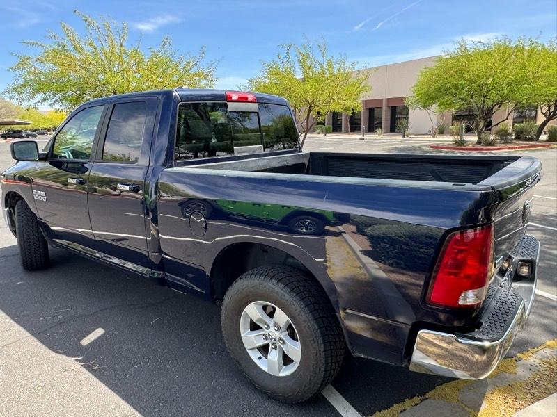 RAM 1500 SLT Quad Cab 4WD 2017