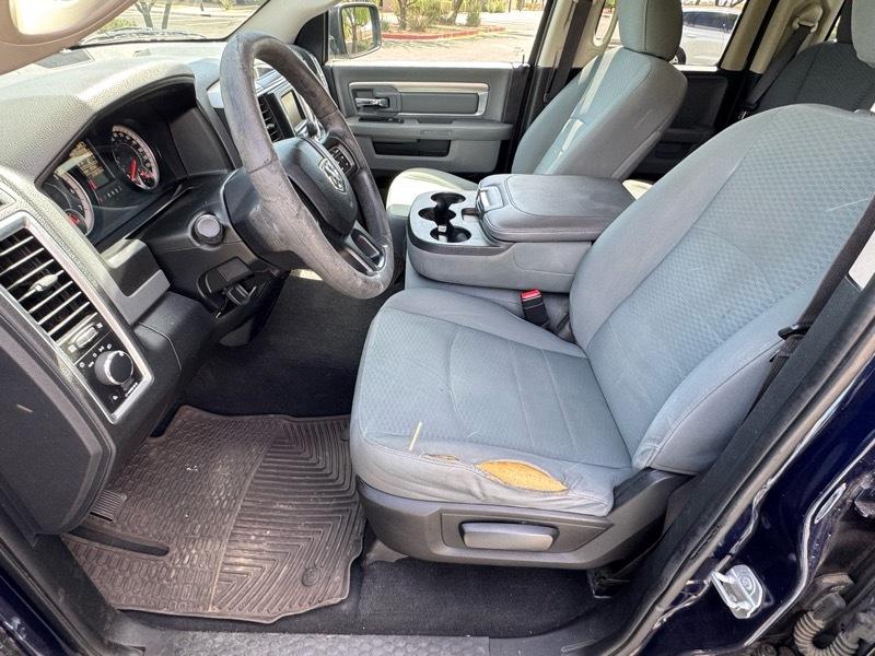 RAM 1500 SLT Quad Cab 4WD 2017