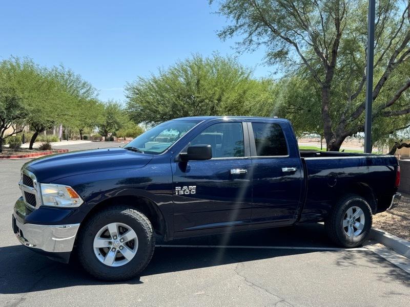 2017 RAM 1500 SLT Quad Cab 4WD