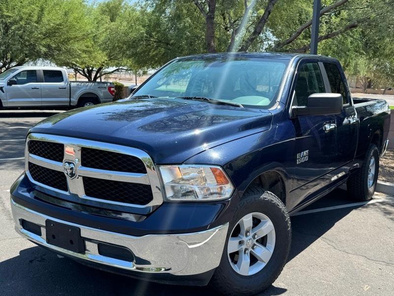 RAM 1500 SLT Quad Cab 4WD 2017