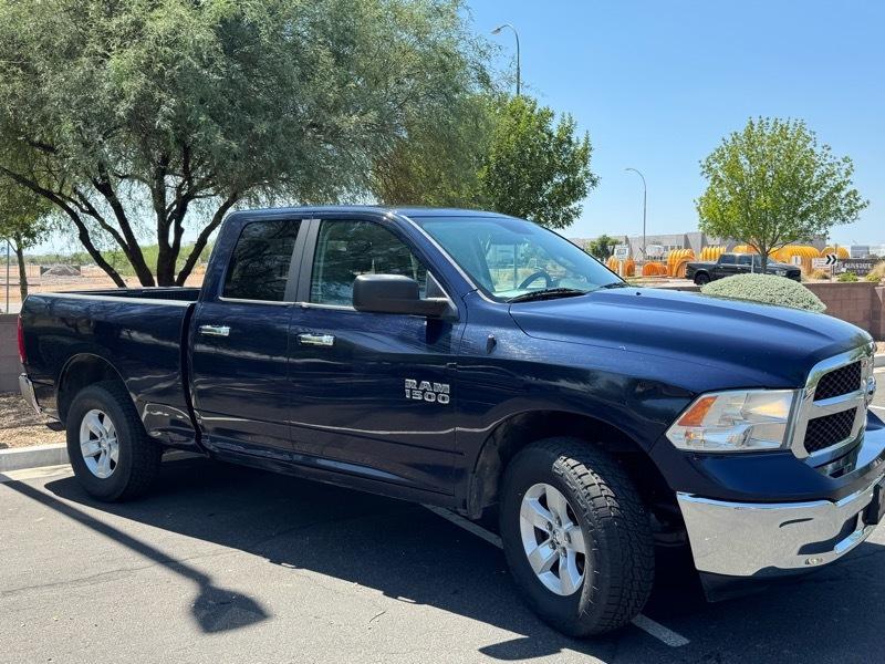 RAM 1500 SLT Quad Cab 4WD 2017