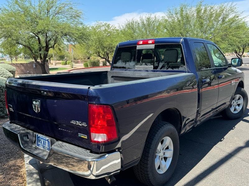 RAM 1500 SLT Quad Cab 4WD 2017